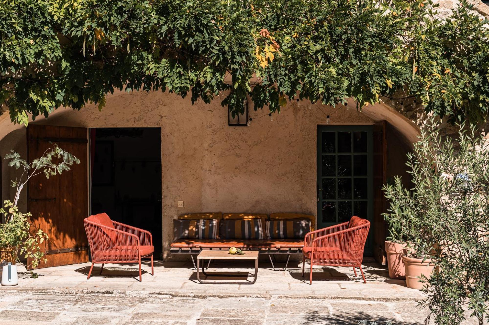 Maison 1643 Laudun Buitenkant foto