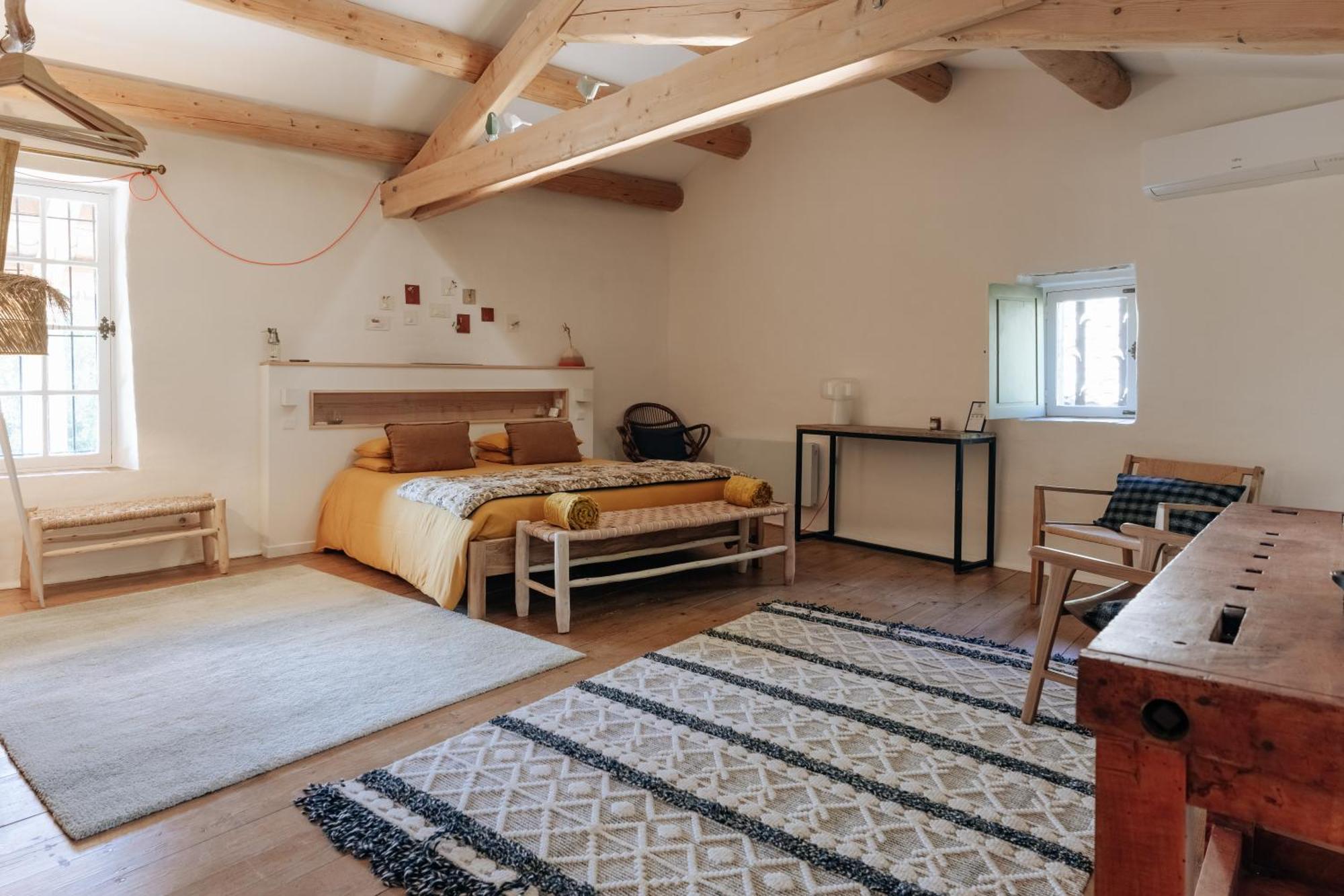 Maison 1643 Laudun Buitenkant foto
