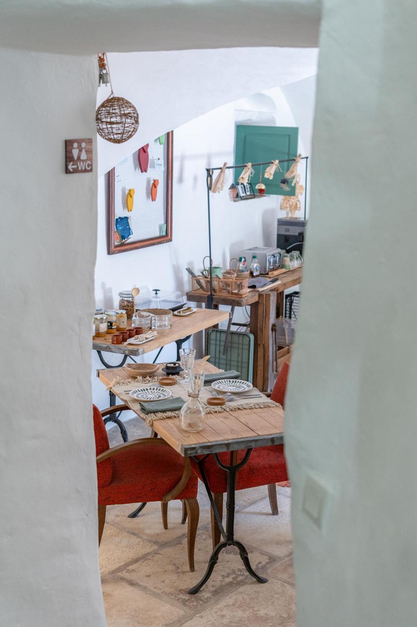 Maison 1643 Laudun Buitenkant foto